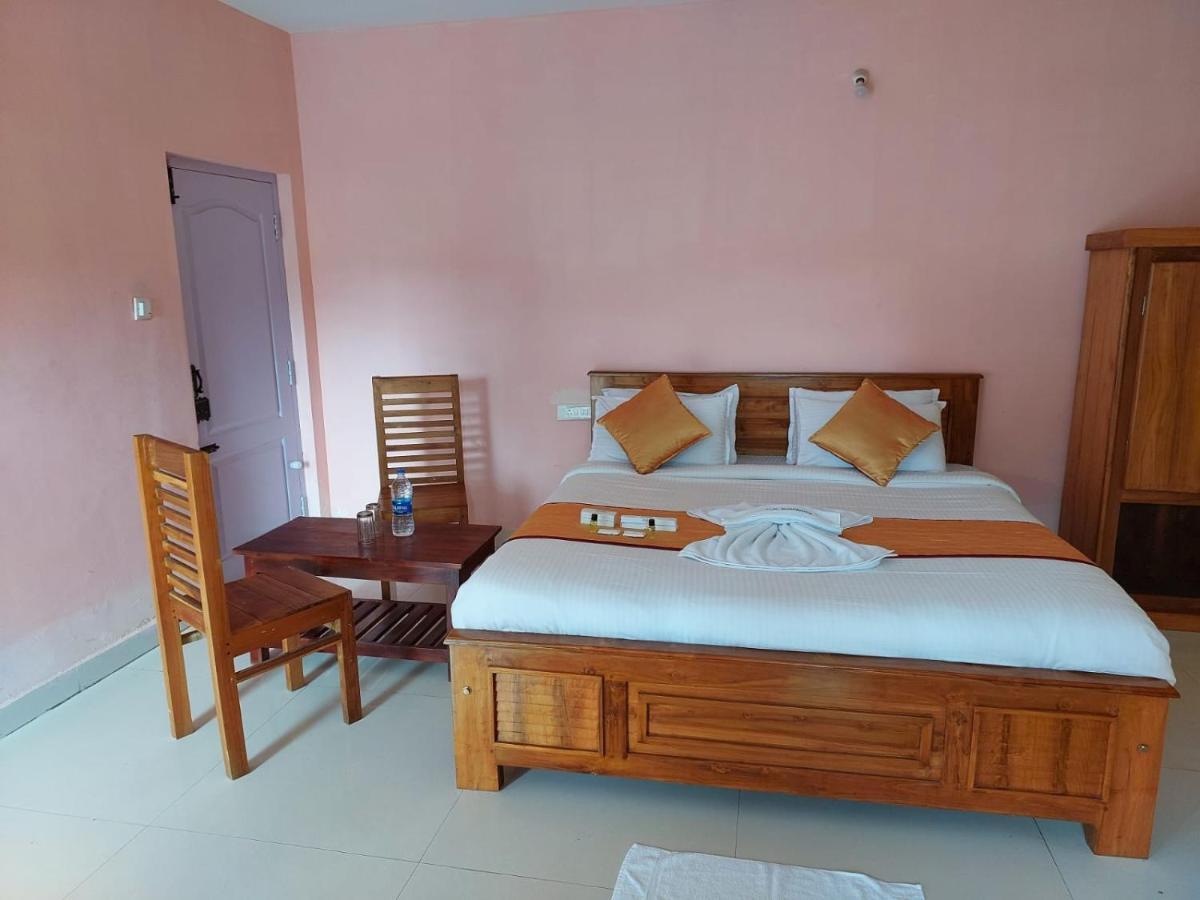 Memmsta Hotels 1510 - Ooty Buitenkant foto